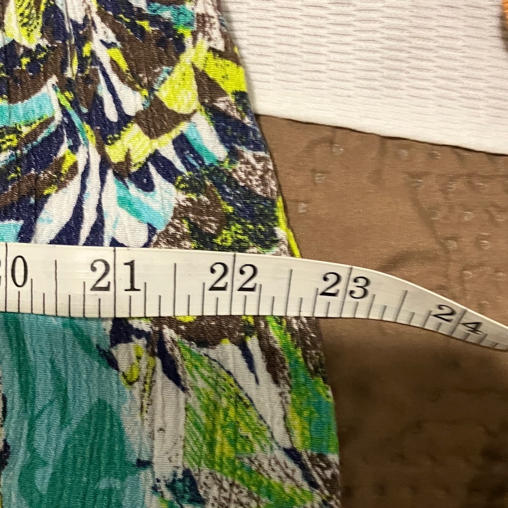 Vibrant Leaf Print Women's Blouse - Picture 5 of 5